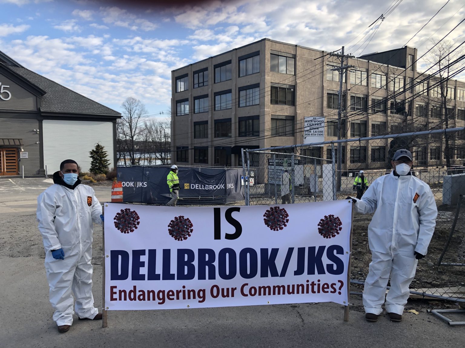 VIDEO Carpenters Union Protest & Question Construction at Former