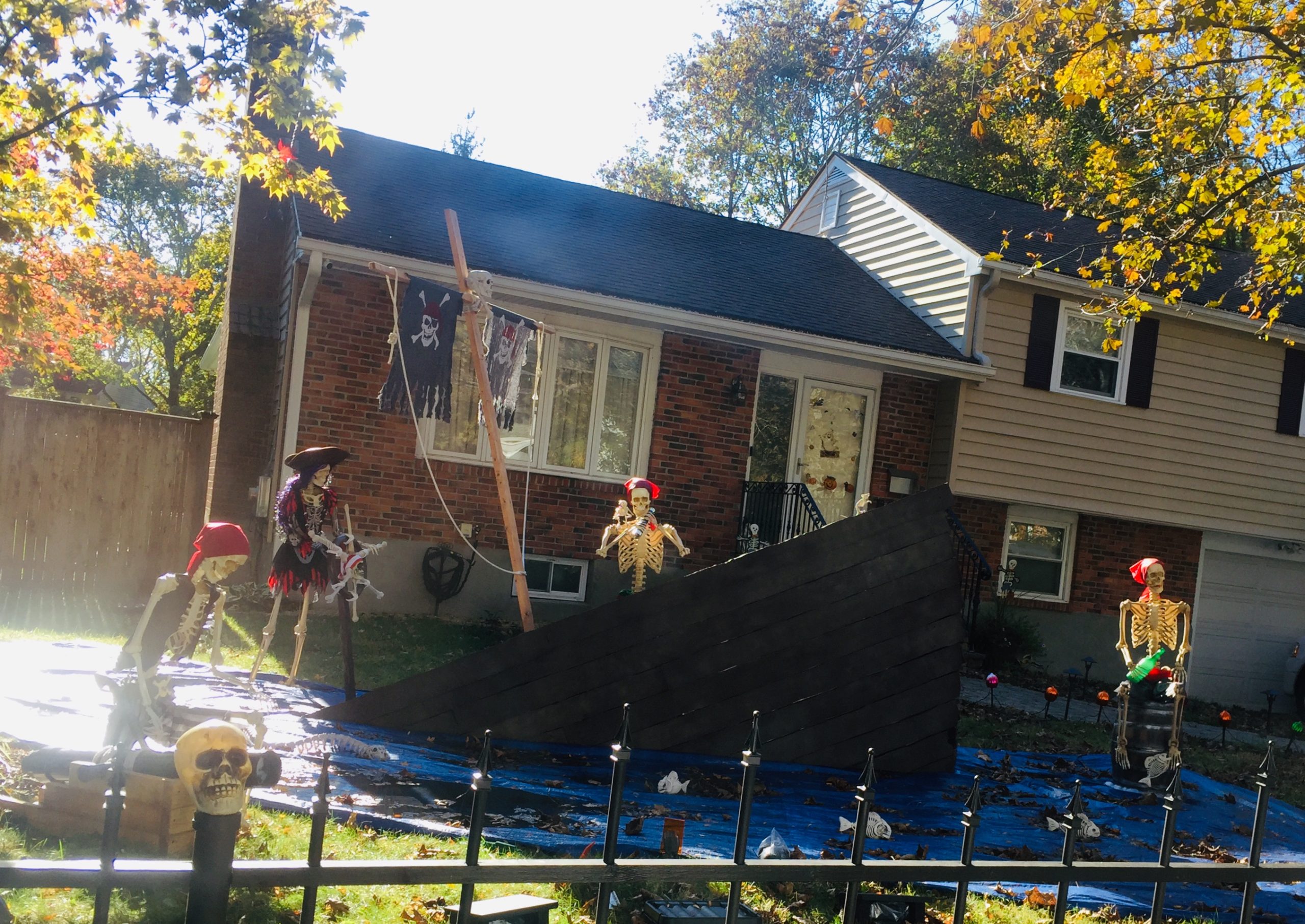 SOURCE Wants To See Your Halloween Displays! Framingham Source