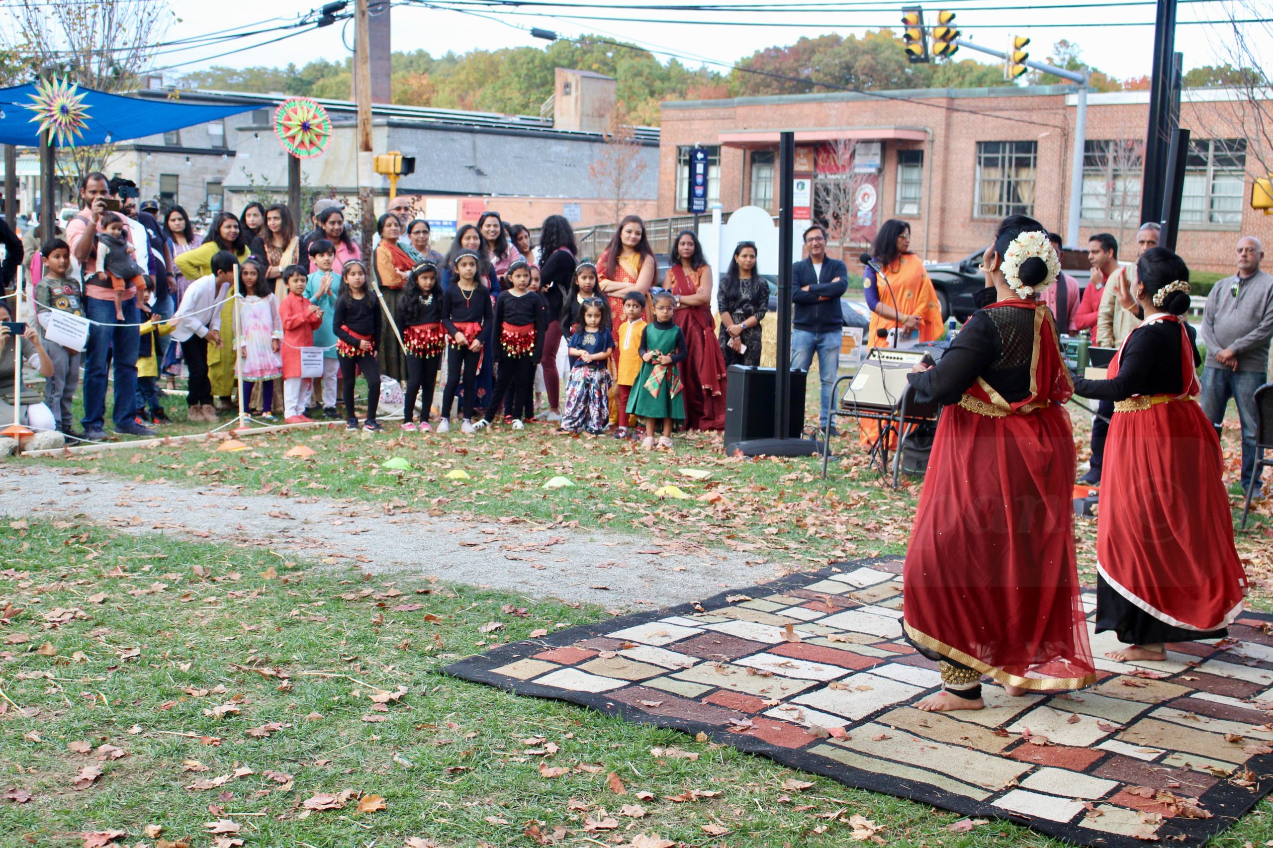 VIDEO & SLIDESHOW Festival of Lights in Ashland 2022 Framingham Source